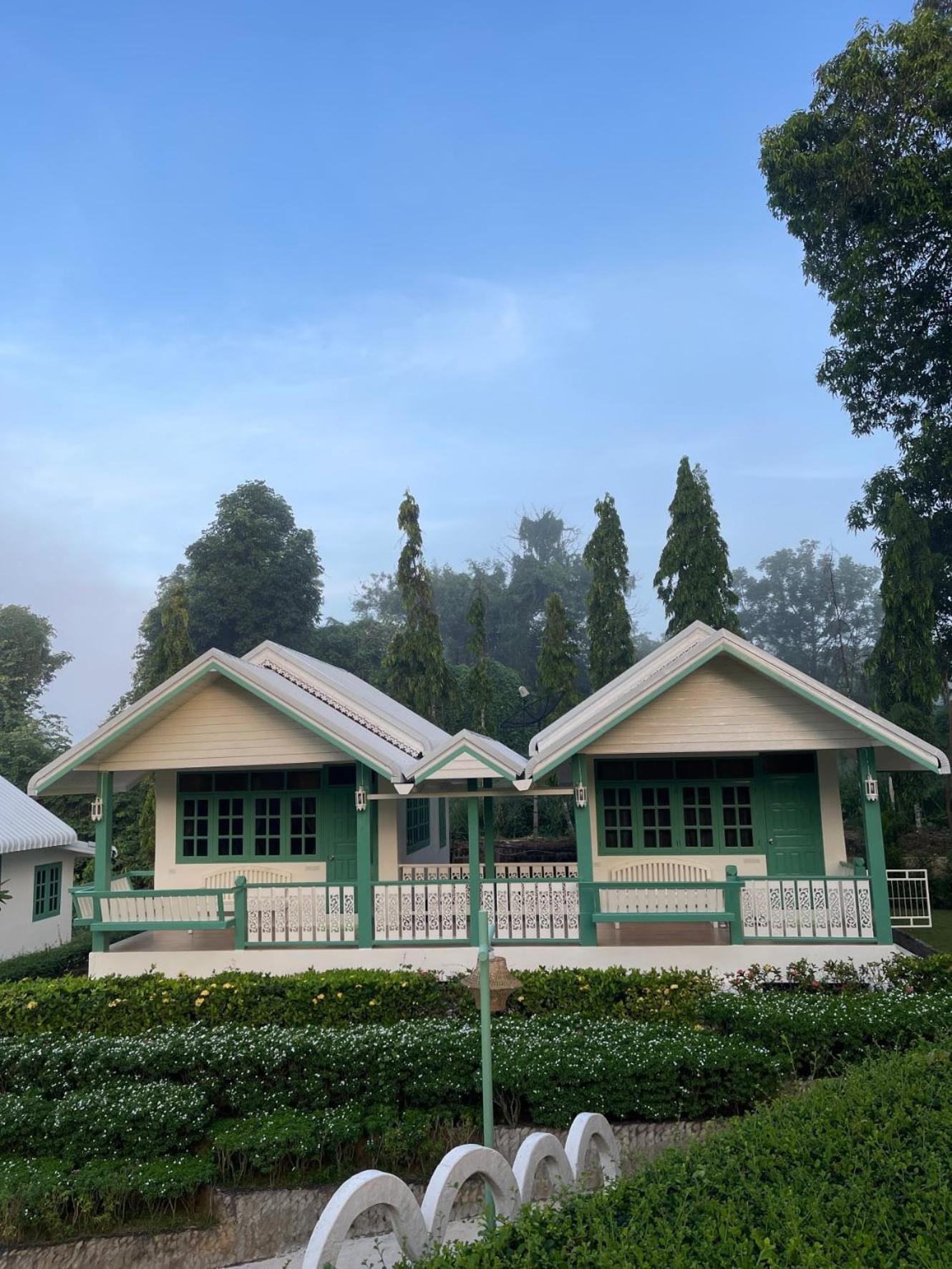 Baanpufa Resort Сайок Экстерьер фото